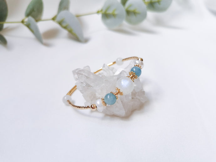 SADIE WELLNESS BRACELET-AQUAMARINE (SELF EXPRESSION, RELIEVE STRESS, CALMING)