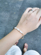 Load image into Gallery viewer, BORA WELLNESS BRACELET- FOR NEW BEGINNINGS, STRENGTH